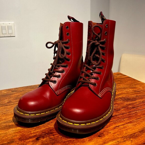Vintage Dr Martens 1460 MIE boots - Picture 1 of 6